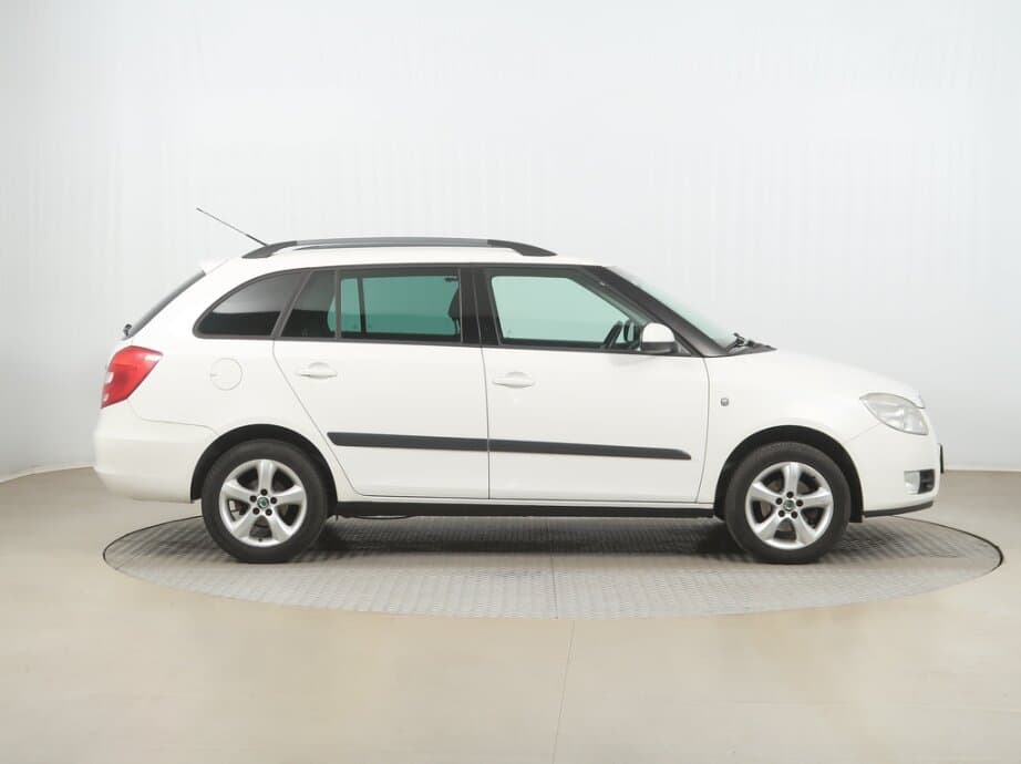 2008 Škoda FABIA - 8