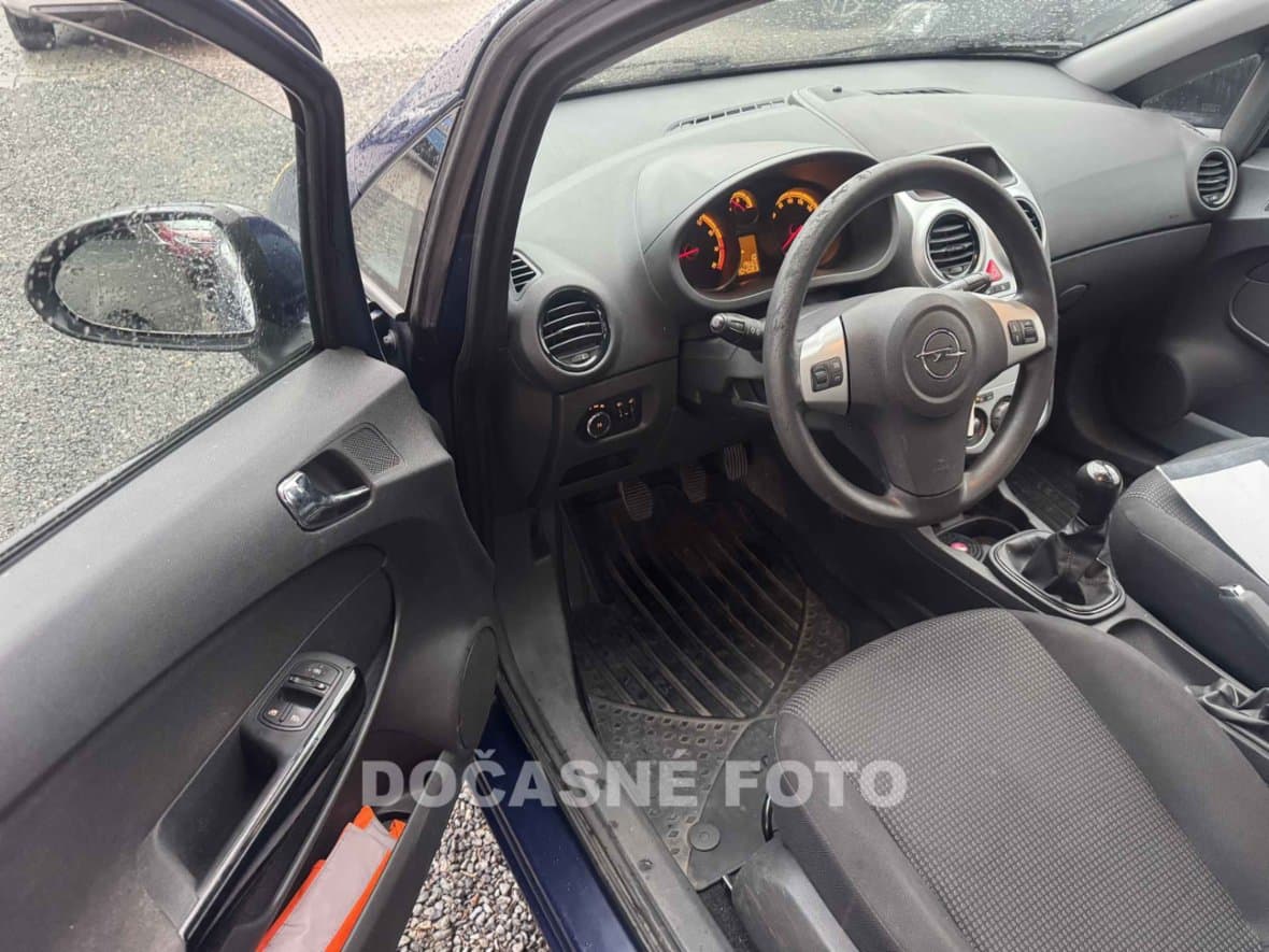 2012 Opel CORSA - 3