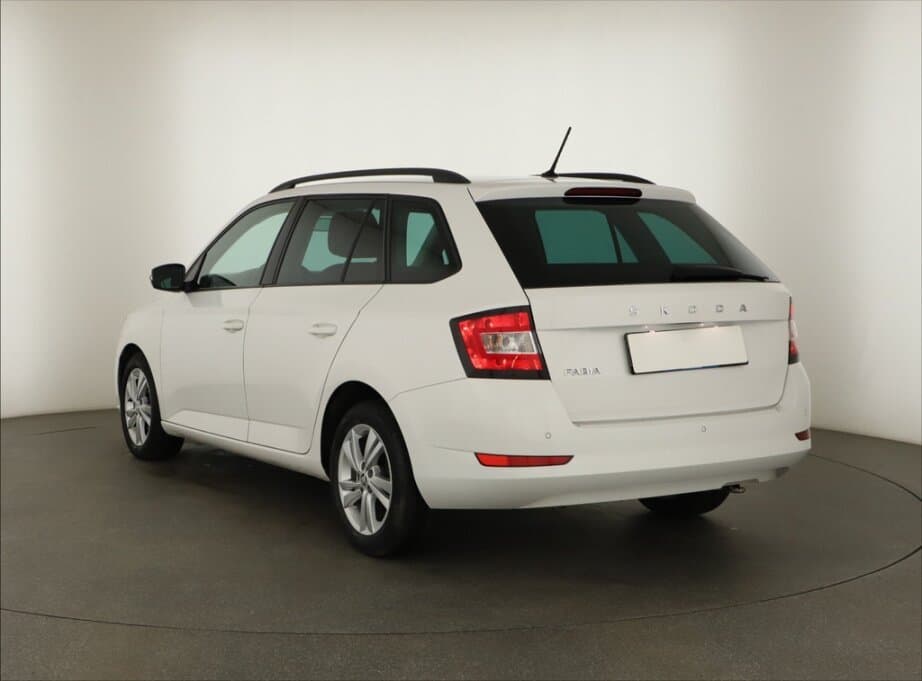 2021 Škoda Fabia - 5