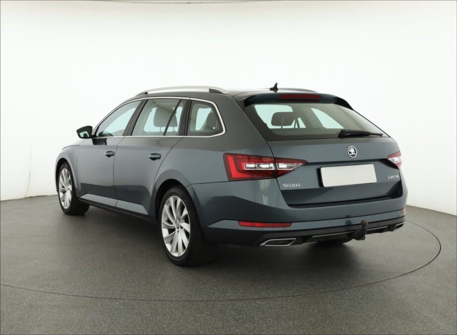 2017 Škoda SUPERB - 5