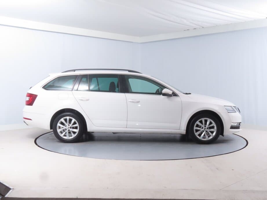 2018 Škoda OCTAVIA - 8