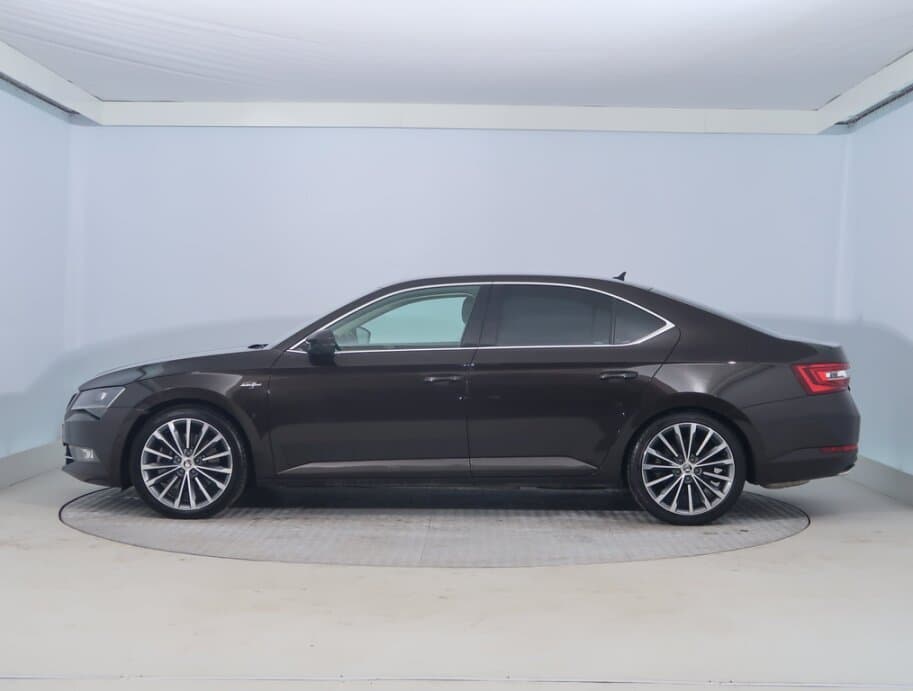 2016 Škoda SUPERB - 4