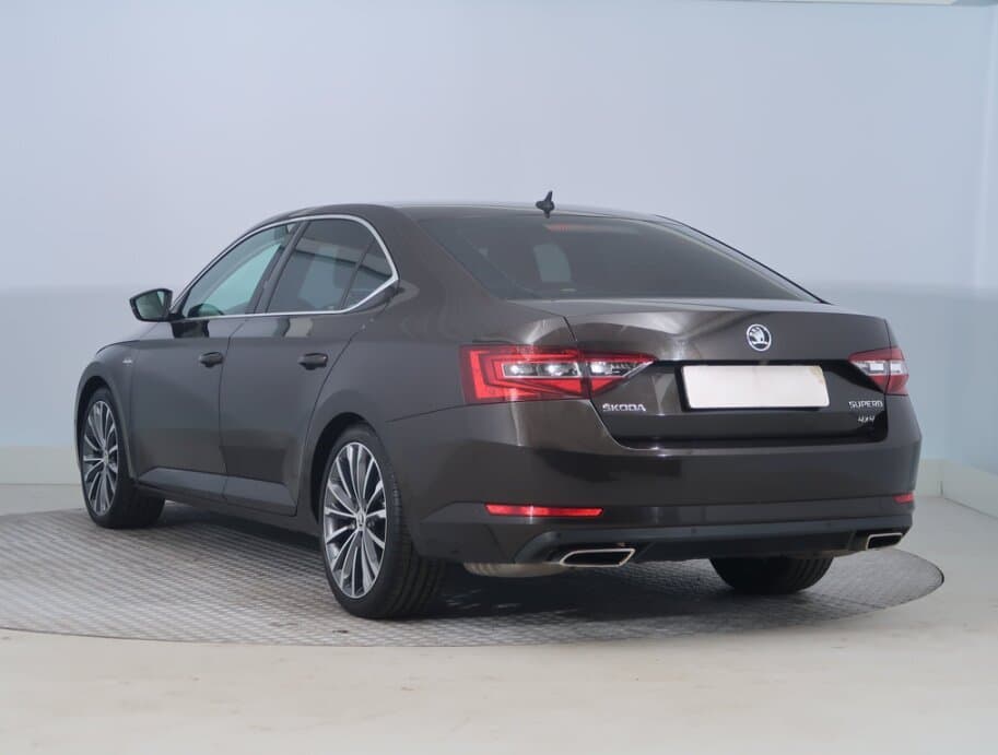 2016 Škoda SUPERB - 5