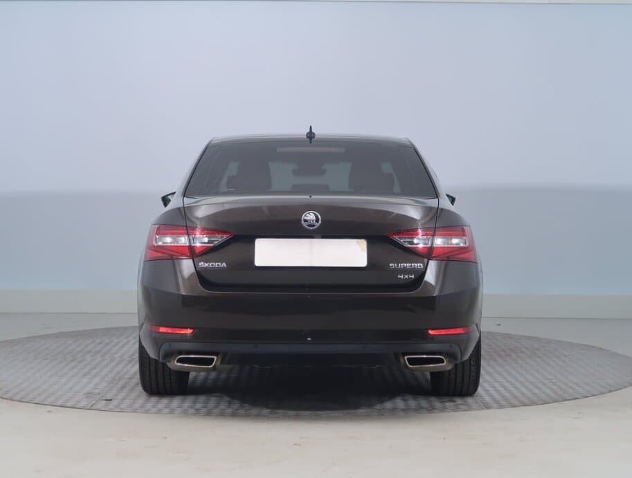 2016 Škoda SUPERB - 6
