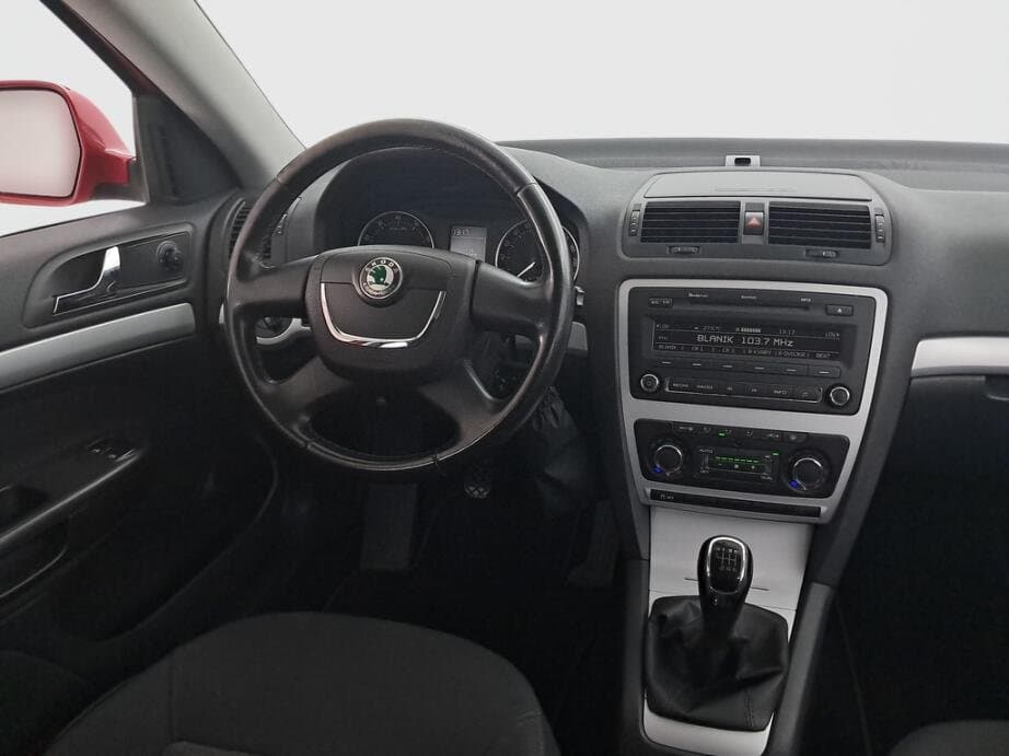 2010 Škoda OCTAVIA - 9
