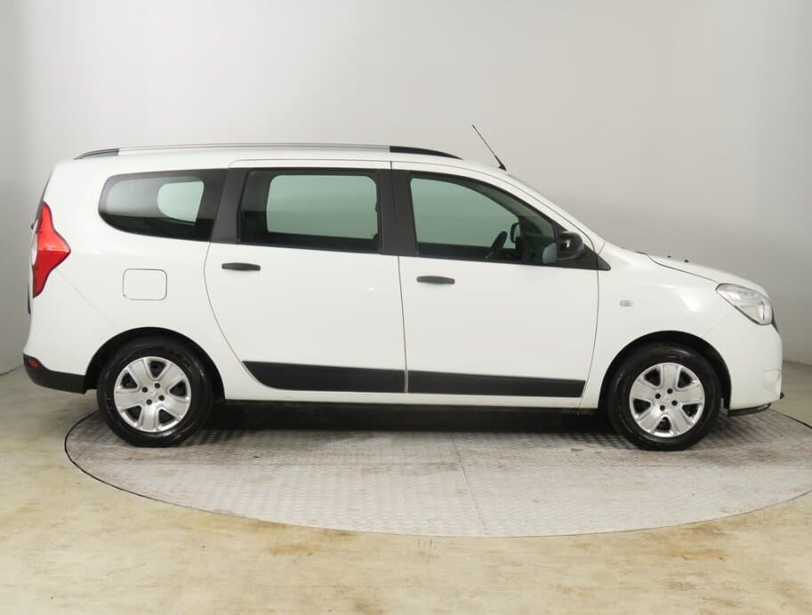 2021 Dacia LODGY - 8