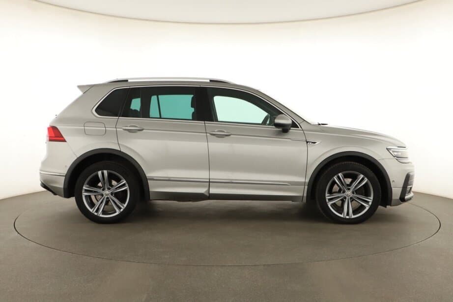 2019 Volkswagen TIGUAN - 8