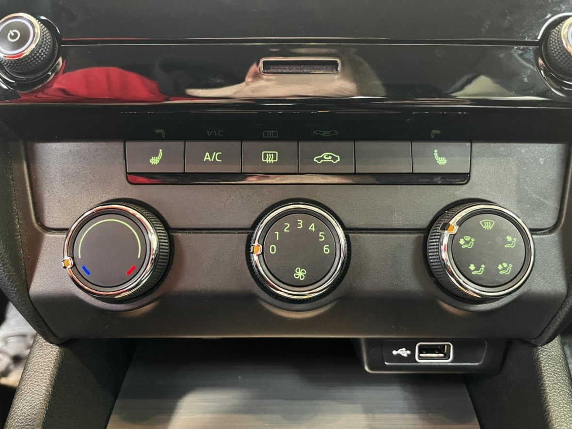 2018 Škoda OCTAVIA - 14