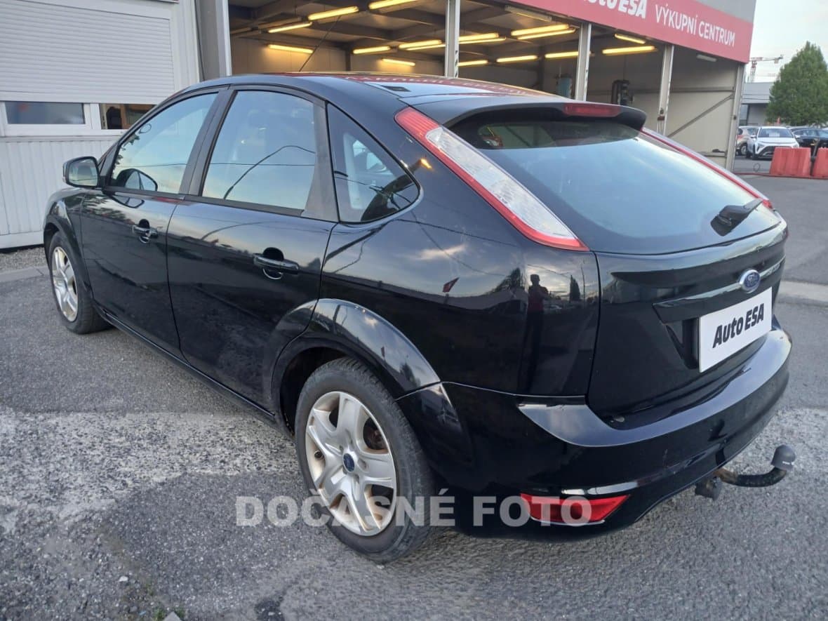 2011 Ford FOCUS - 2