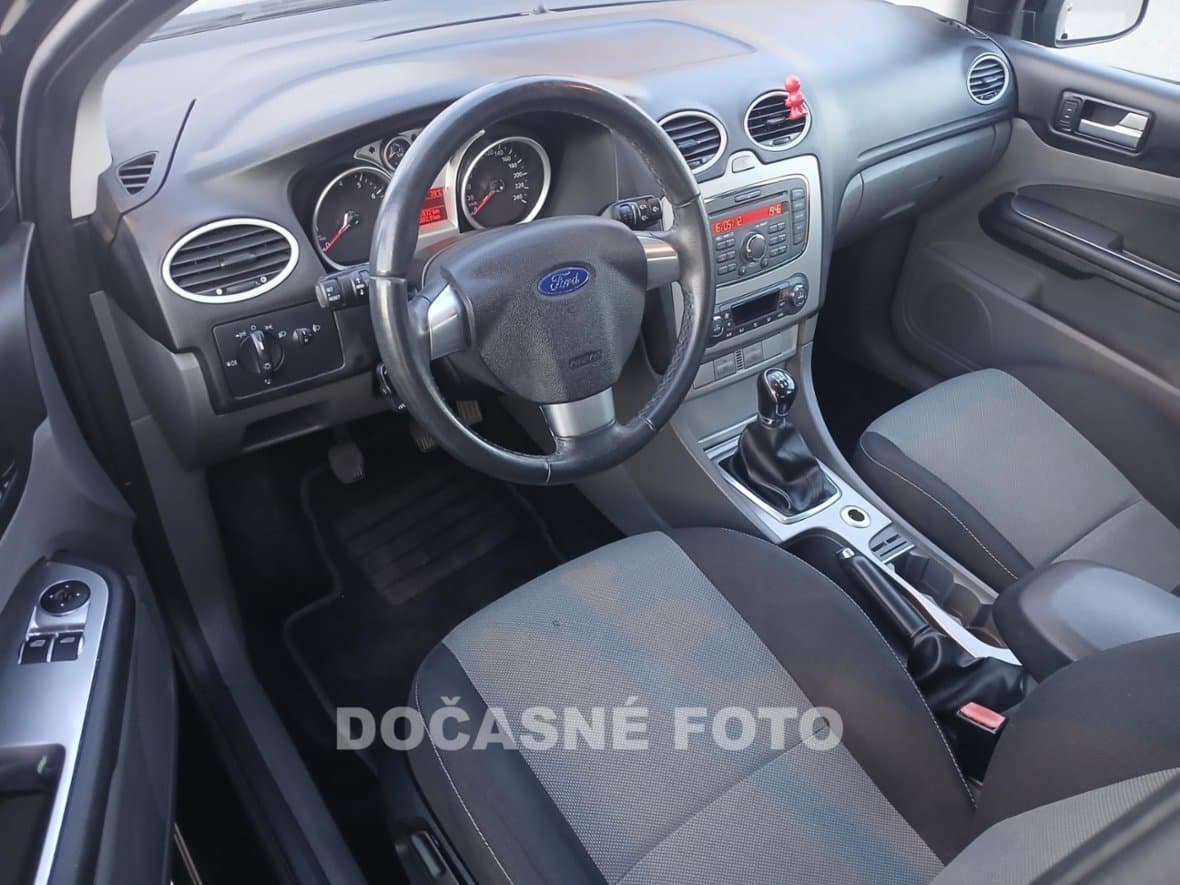 2011 Ford FOCUS - 3