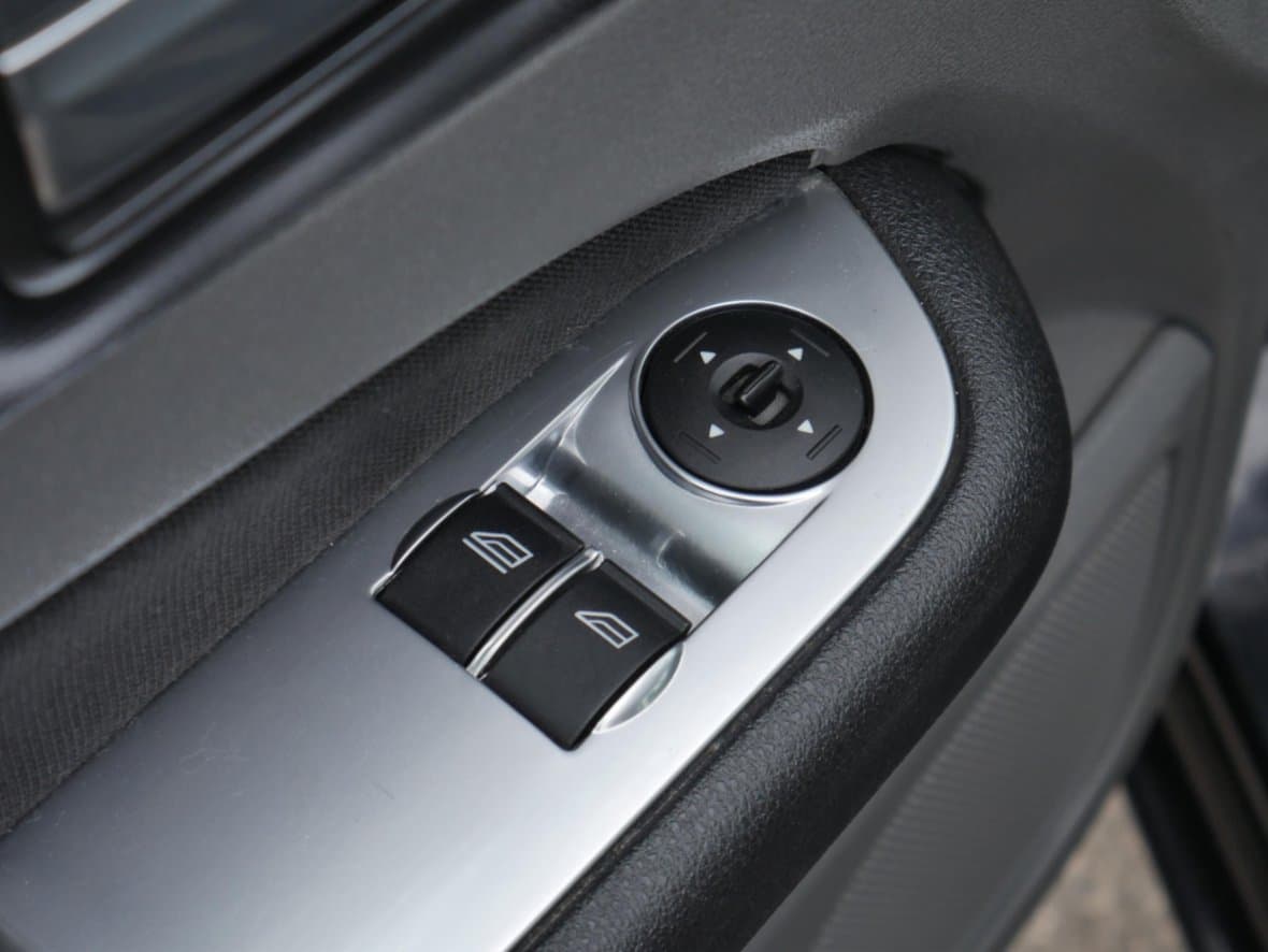 2011 Ford FOCUS - 16
