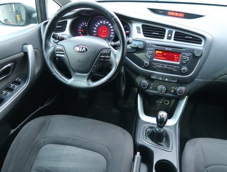 2012 Kia CEE'D - 9