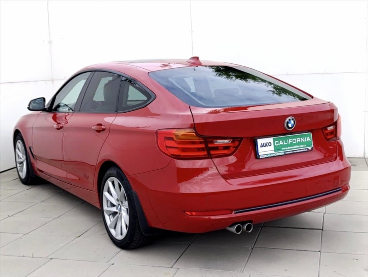 2014 BMW 3-SERIES - 9