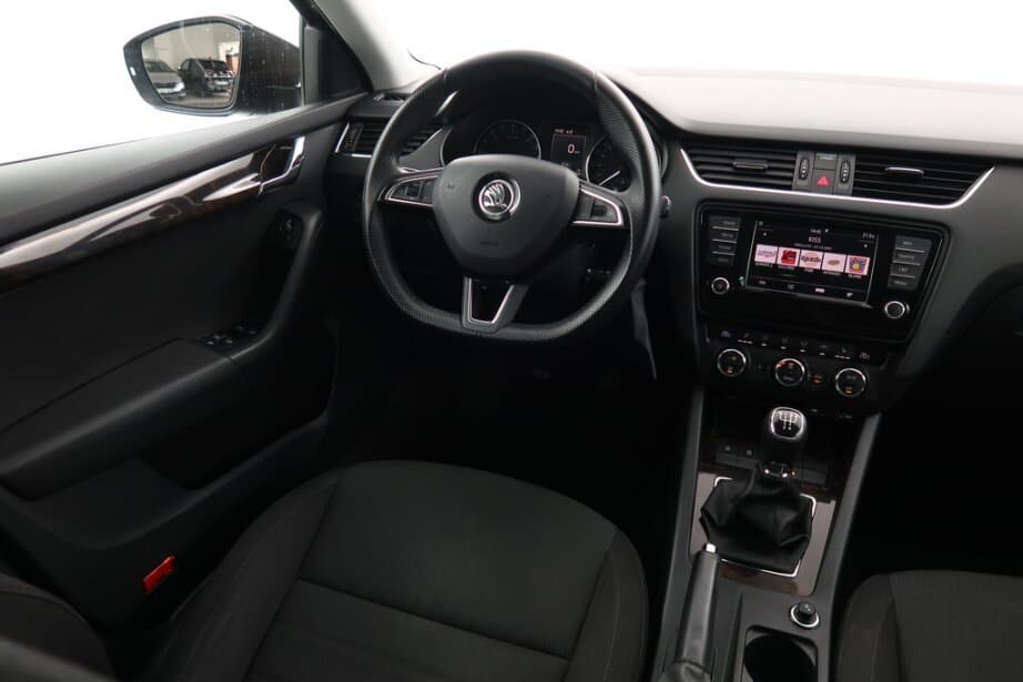 2015 Škoda OCTAVIA - 9
