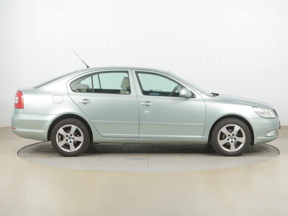 2009 Škoda OCTAVIA - 8