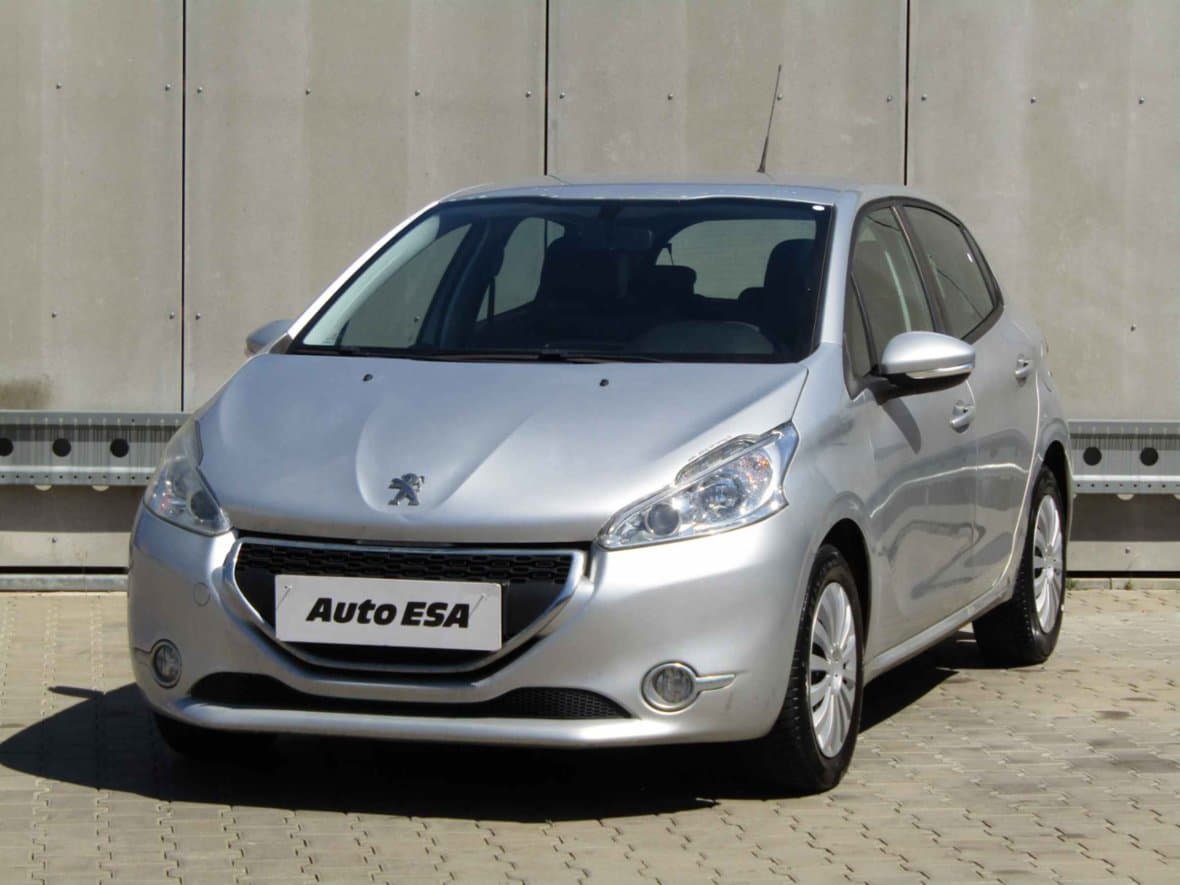 2015 Peugeot 208 - 3