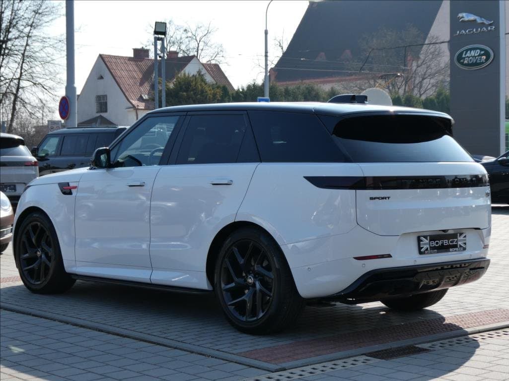 2023 Land Rover Range Rover - 9