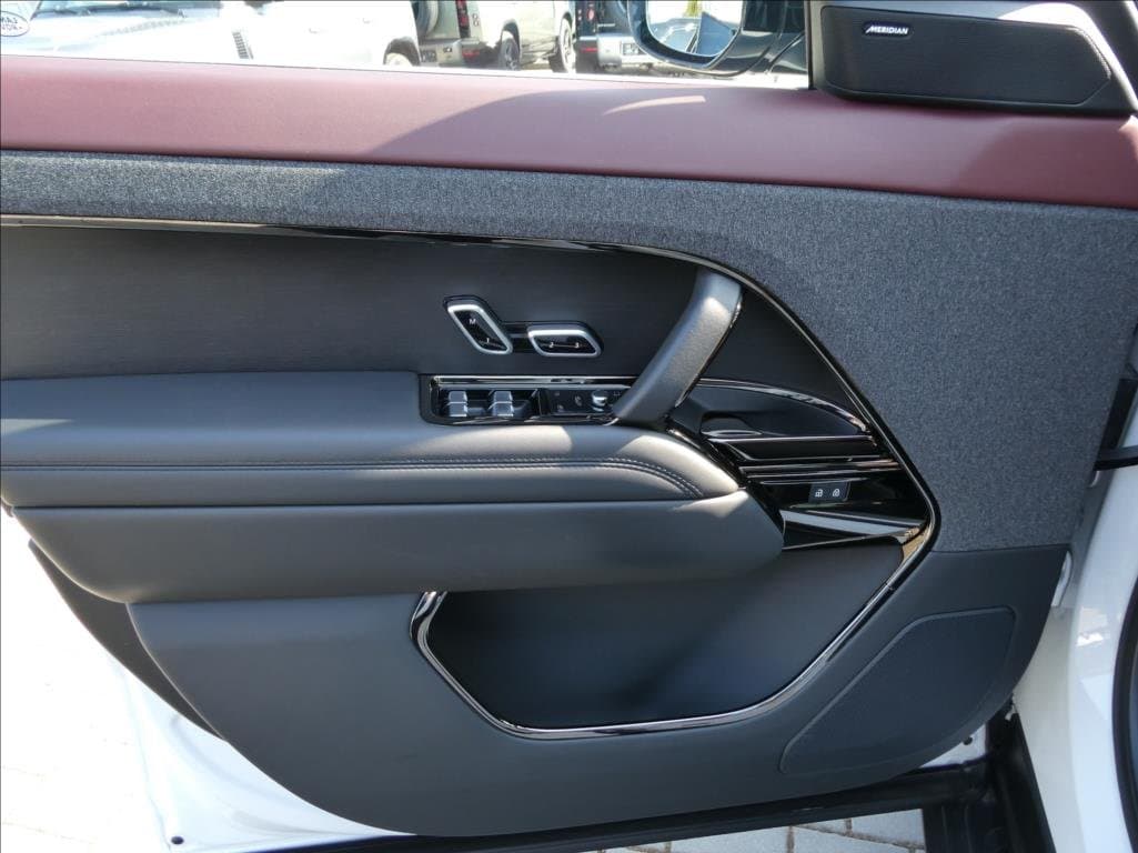 2023 Land Rover Range Rover - 14