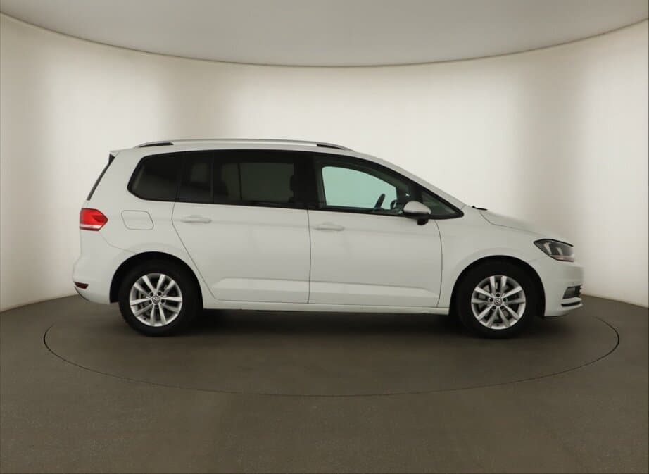 2016 Volkswagen TOURAN - 8
