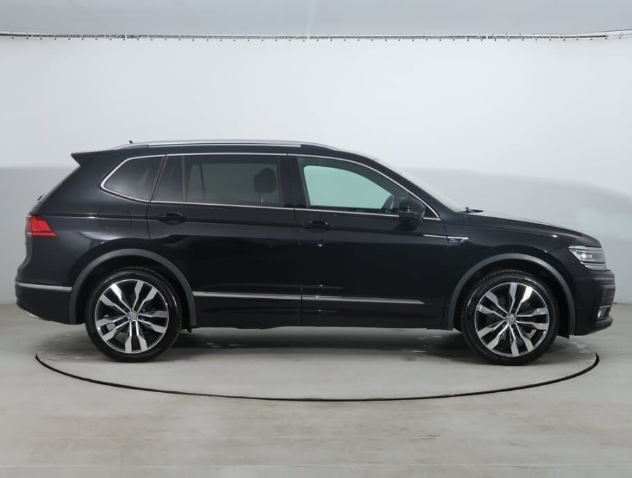 2019 Volkswagen TIGUAN - 8