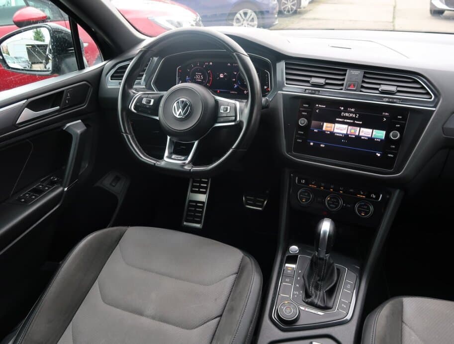 2019 Volkswagen TIGUAN - 9