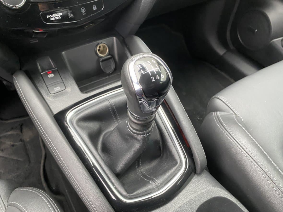 2017 Nissan QASHQAI - 17
