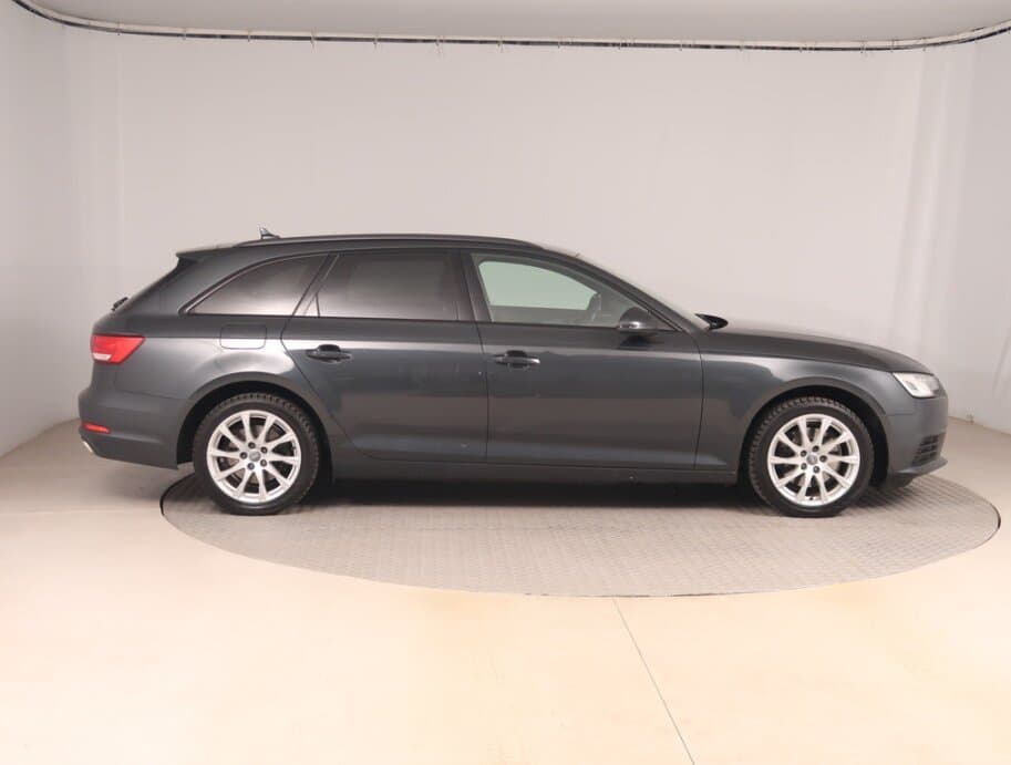 2019 Audi A4 - 8