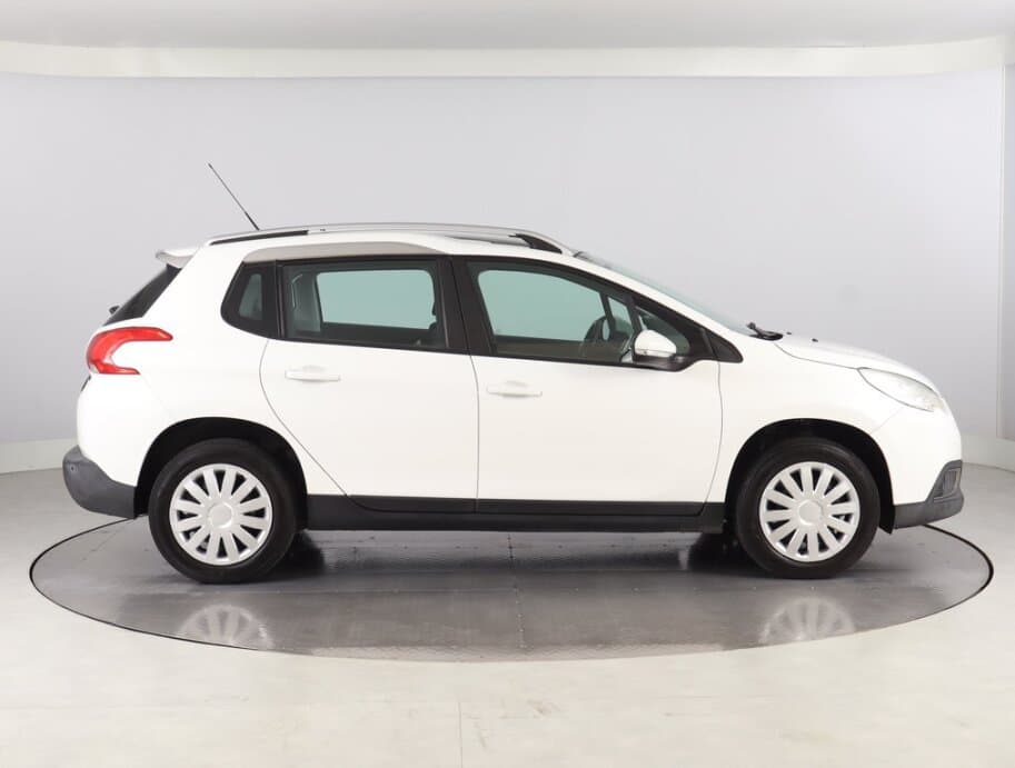 2015 Peugeot 2008 - 8