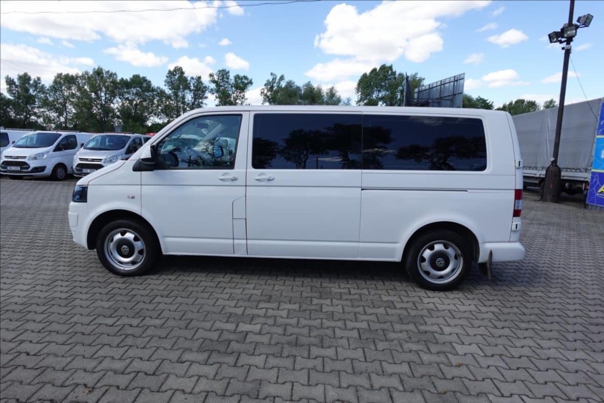 2013 Volkswagen CARAVELLE - 3