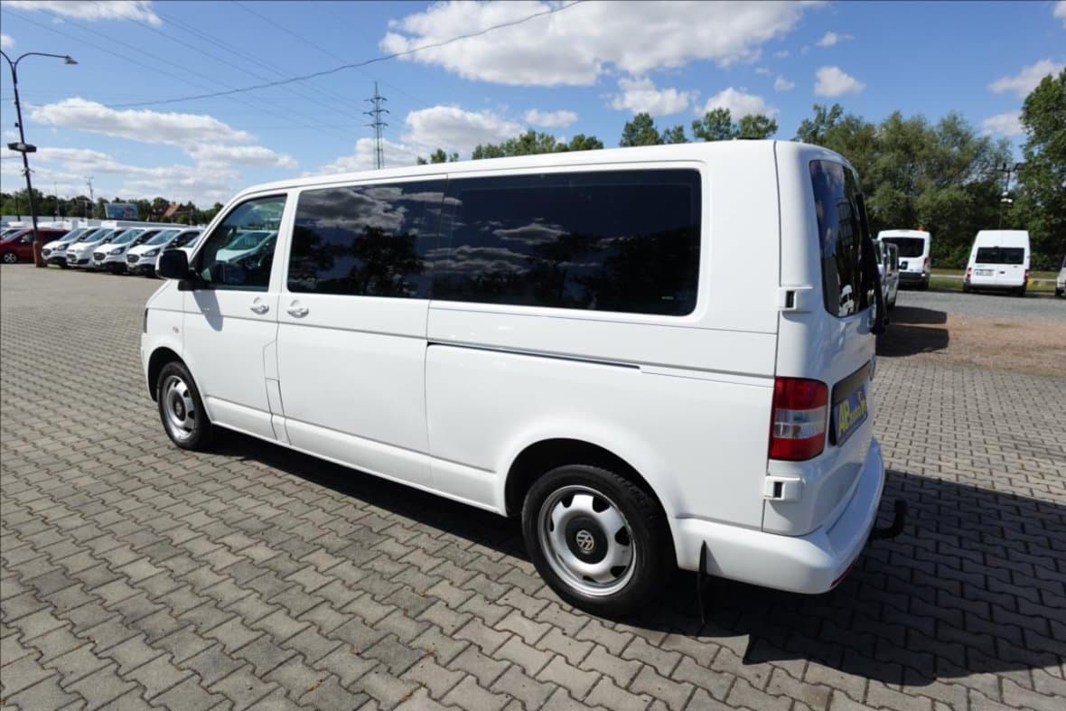 2013 Volkswagen CARAVELLE - 12