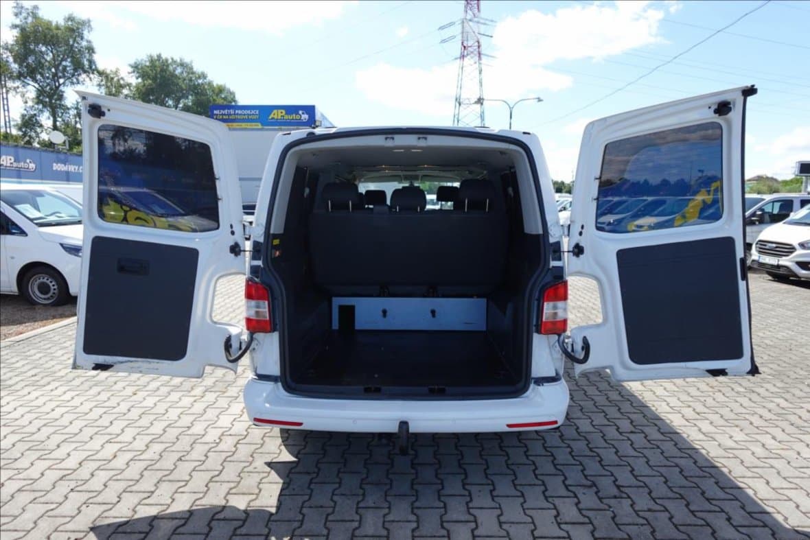 2013 Volkswagen CARAVELLE - 15