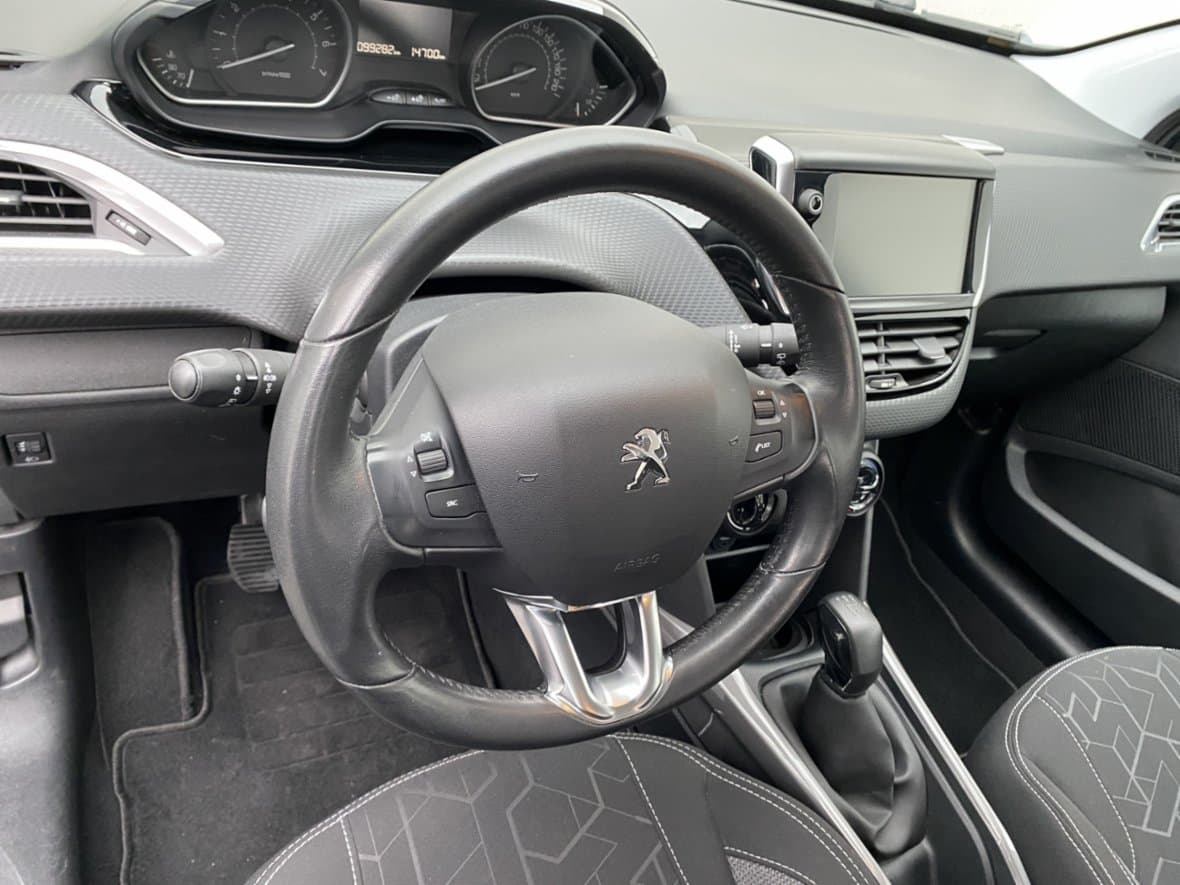 2018 Peugeot 2008 - 12