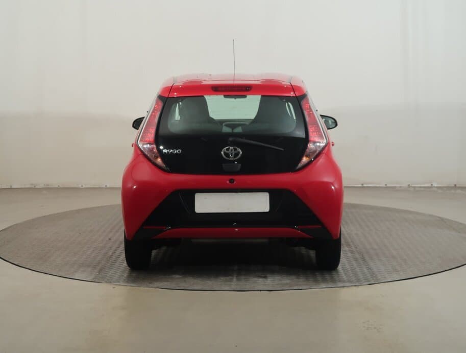 2018 Toyota AYGO - 6