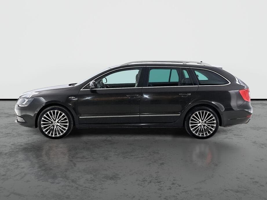 2013 Škoda SUPERB - 4