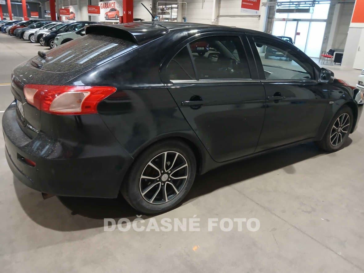 2017 Mitsubishi LANCER - 2