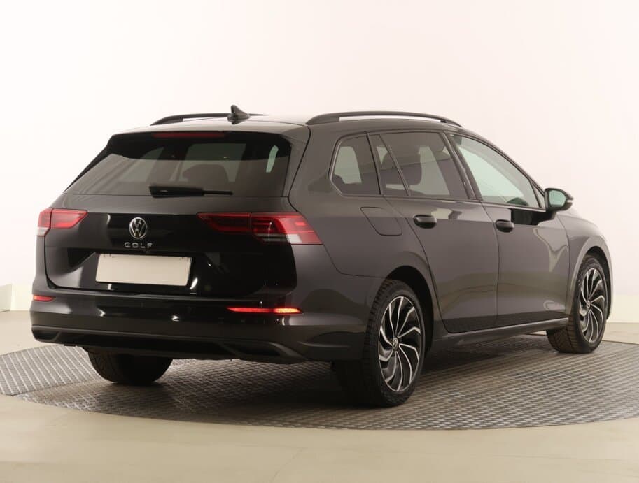 2021 Volkswagen GOLF - 7