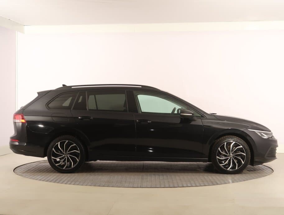 2021 Volkswagen GOLF - 8