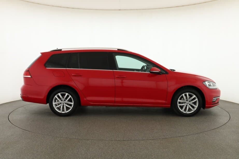 2019 Volkswagen GOLF - 8