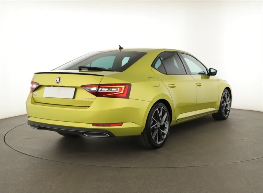 2016 Škoda SUPERB - 7