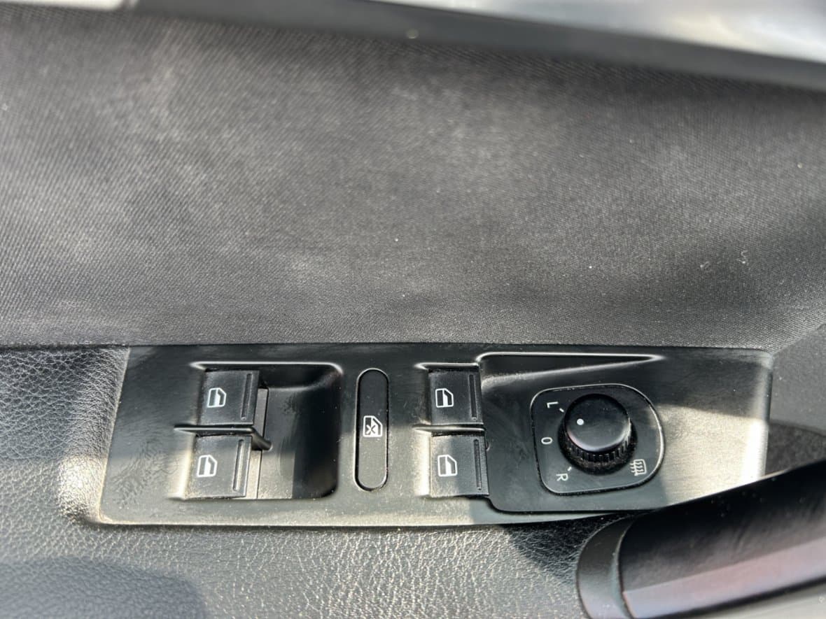 2014 Volkswagen PASSAT - 11