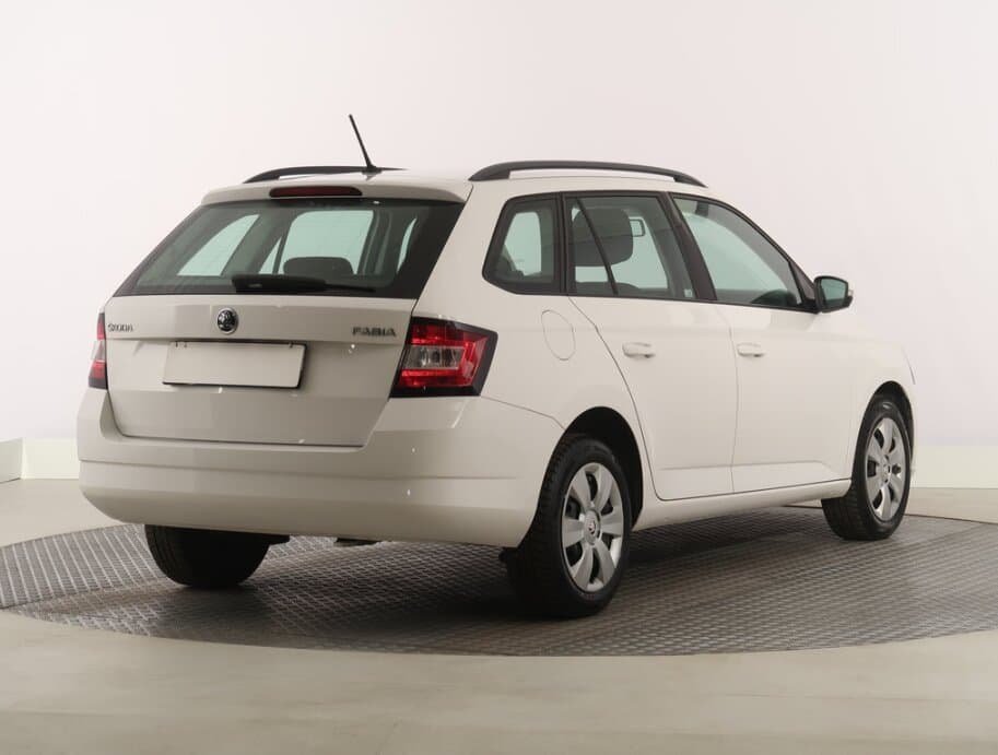 2017 Škoda FABIA - 7