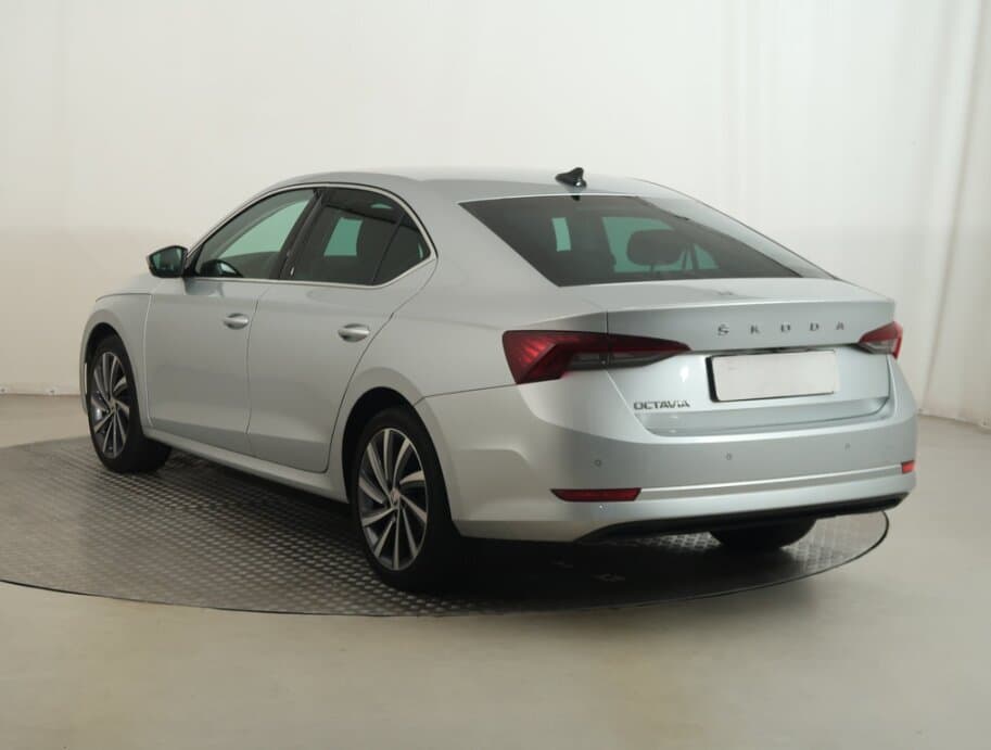2021 Škoda OCTAVIA - 5