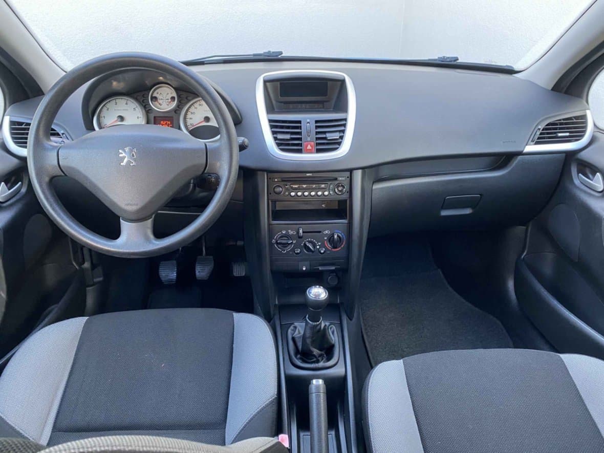 2009 Peugeot 207 - 8