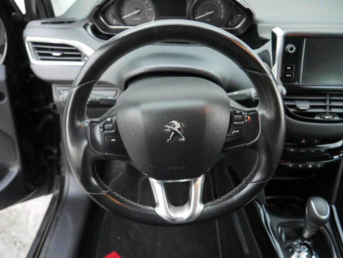2016 Peugeot 2008 - 16
