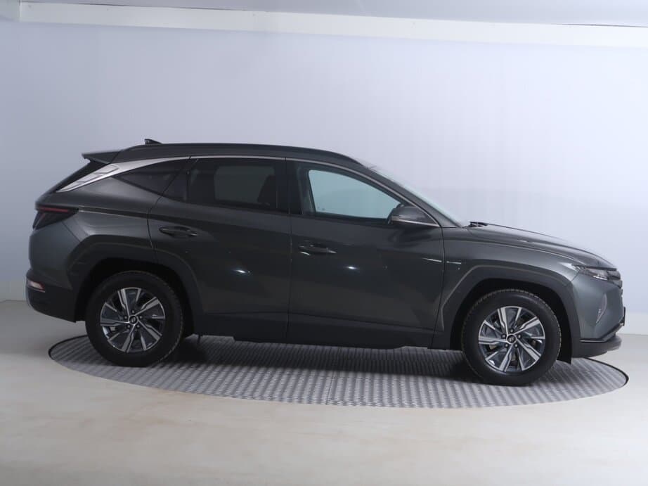 2021 Hyundai Tucson - 8