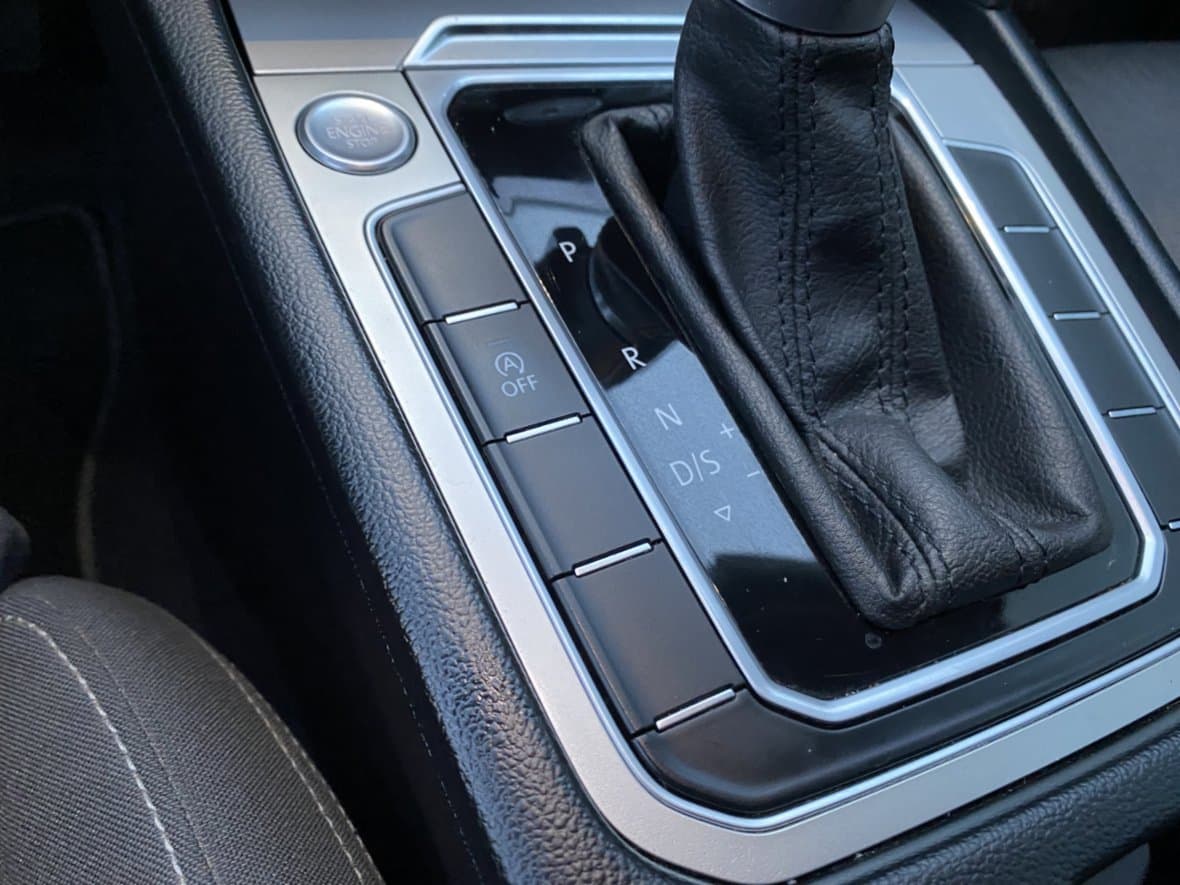 2018 Volkswagen PASSAT - 15