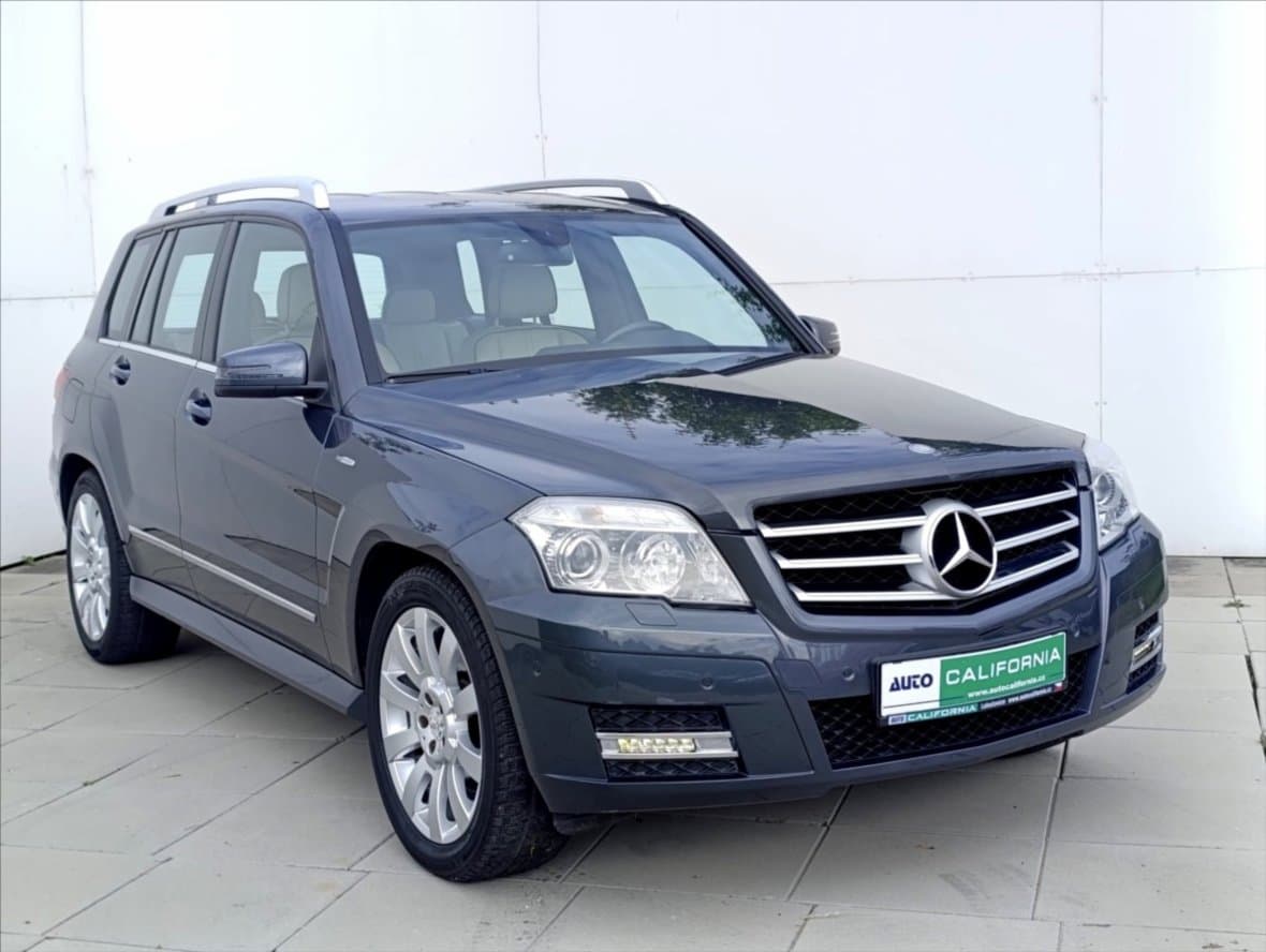 2010 Mercedes-Benz GLK - 4