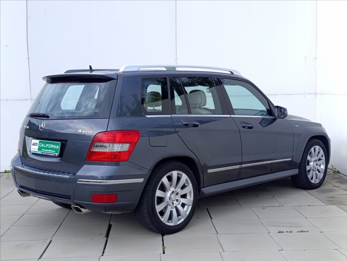 2010 Mercedes-Benz GLK - 6
