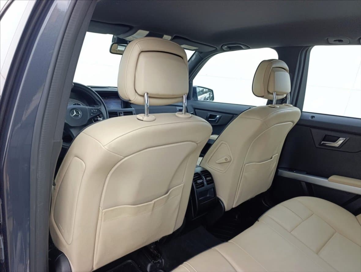 2010 Mercedes-Benz GLK - 20