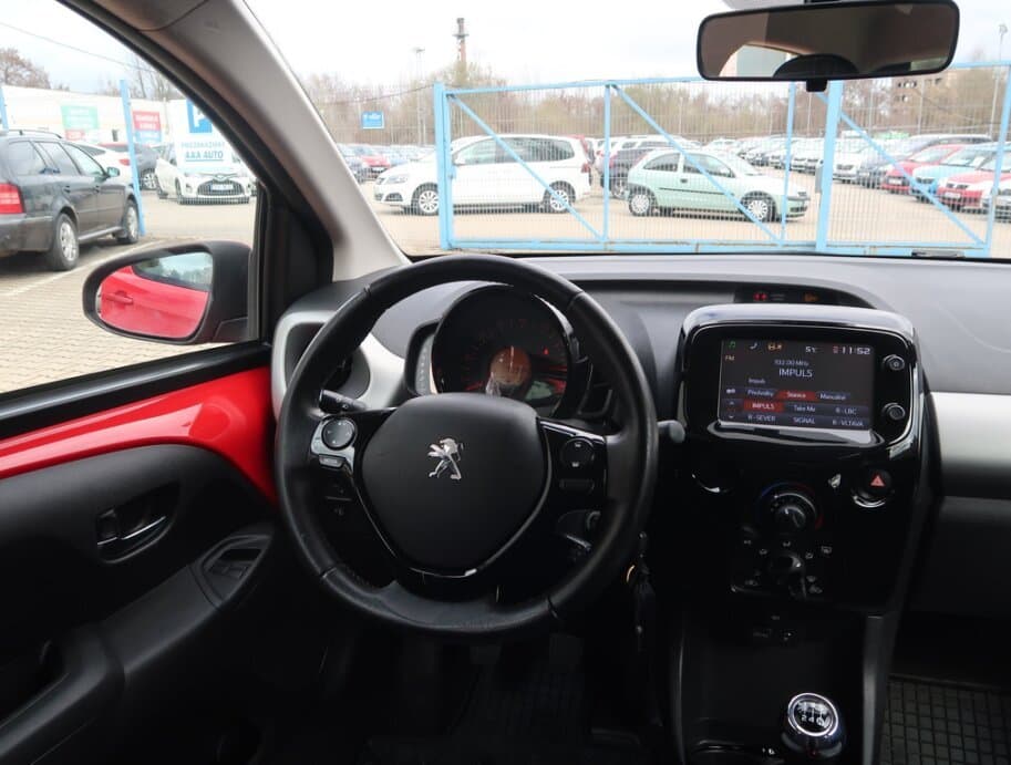 2016 Peugeot 108 - 8